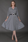 Favori Tekstil kruvaze yaka çizgili kemer detaylı elbise