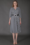 Favori Tekstil kruvaze yaka çizgili kemer detaylı elbise